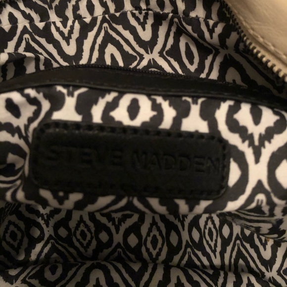 Steve Madden Quilted Purse - Picture 10 of 10